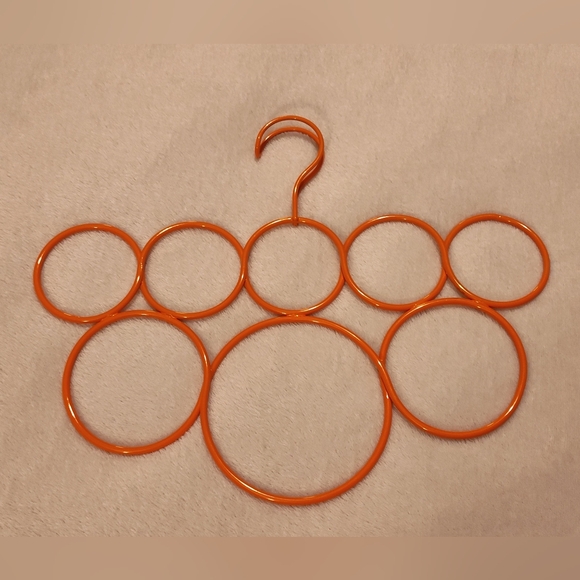 Orange Circular Scarf Hanger - Picture 1 of 6